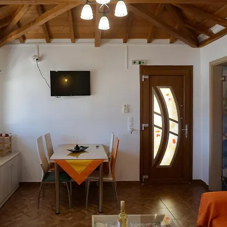 Apartment Evaero *